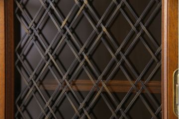 中古　DREXEL HERITAGE(ドレクセルヘリテイジ)　Triune(トライユン)　食器棚(カップボード、キャビネット)