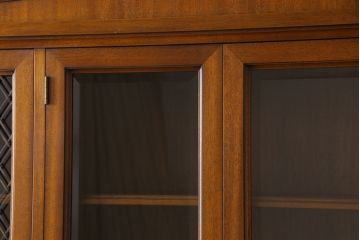 中古　DREXEL HERITAGE(ドレクセルヘリテイジ)　Triune(トライユン)　食器棚(カップボード、キャビネット)