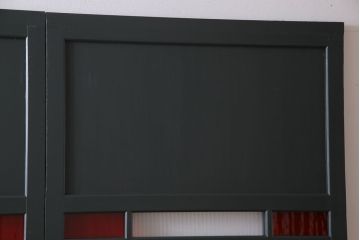 和製アンティーク　ペイント建具　モールガラス　色ガラス入り　モダンな雰囲気がお洒落な板戸2枚セット(建具、引き戸、ガラス戸)