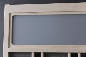 ペイント　アンティークペイントと色ガラスがお洒落な幅狭のガラス戸(建具、引き戸、仕切り戸)