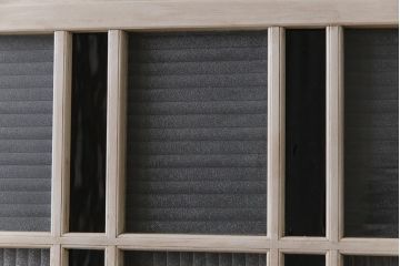 ペイント　アンティークペイントと色ガラスがお洒落な幅狭のガラス戸(建具、引き戸、仕切り戸)