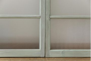 ペイント　色ガラス　爽やかな色合わせが目を惹くガラス窓(サッシ、引き戸、仕切り戸、建具)4枚組