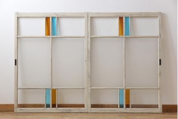 ペイント　色ガラス　レトロ感のある色合わせが魅力のガラス窓(サッシ、引き戸、仕切り戸、建具)2枚組