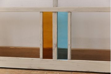 ペイント　色ガラス　レトロ感のある色合わせが魅力のガラス窓(サッシ、引き戸、仕切り戸、建具)2枚組