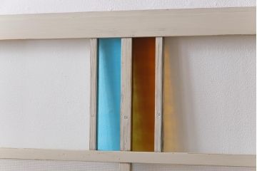 ペイント　色ガラス　レトロ感のある色合わせが魅力のガラス窓(サッシ、引き戸、仕切り戸、建具)2枚組