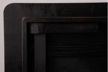 レトロ家具　栓材一枚板　濃い色味の脚がレトロな小振りの角ちゃぶ台(座卓、ローテーブル)