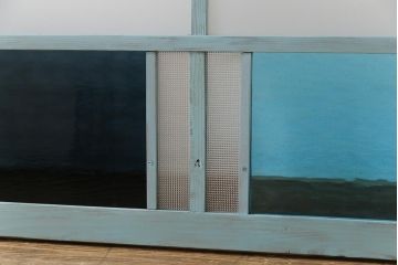 和製アンティーク　ペイント建具　色ガラス入り　レトロモダンな雰囲気がお洒落なガラス戸2枚セット(窓、建具)