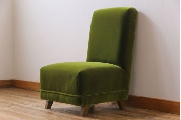 レトロ家具　昭和レトロ　厚みのある座面が可愛らしい1Pソファ(1人掛け、アームレスソファ、チェア、椅子)(1)