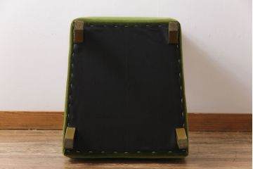 レトロ家具　昭和レトロ　厚みのある座面が可愛らしい1Pソファ(1人掛け、アームレスソファ、チェア、椅子)(1)