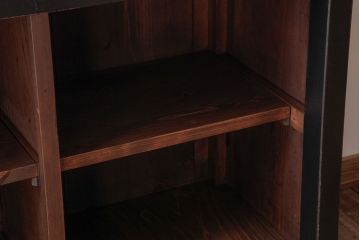 ペイント家具　大人の空間づくりにおすすめなマットカラーの戸棚(収納棚、リビングボード)