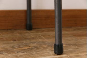 昭和レトロ　リメイク　栗材一枚板　古い木の質感が味わい深い鉄脚テーブル(コンソールテーブル、作業台)
