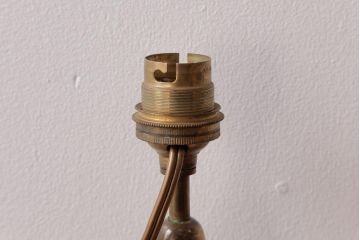 アンティーク雑貨　フランスアンティーク　真鍮　L'Hirondelle(リロンデル)製　ピジョンランプ型のテーブルランプ(デスクランプ、卓上照明)