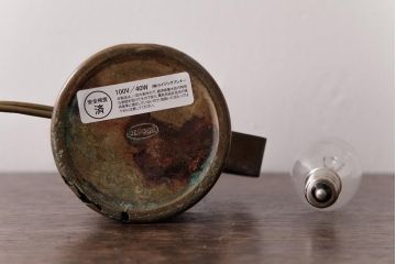 フランスアンティーク　ピジョンランプ　くすんだ真鍮が魅力的なスタンドライト(ナイトランプ、卓上照明)