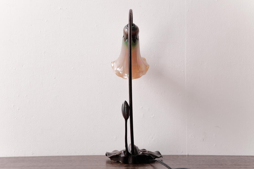 アンティーク雑貨　マツヤマ工芸　ブロンズ　上品な雰囲気のリリーランプ(スタンドライト、テーブルランプ、卓上照明)