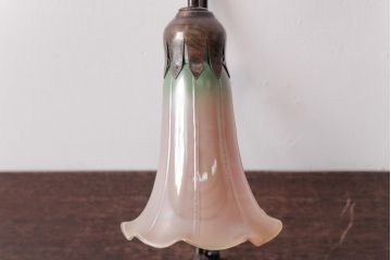 アンティーク雑貨　マツヤマ工芸　ブロンズ　上品な雰囲気のリリーランプ(スタンドライト、テーブルランプ、卓上照明)
