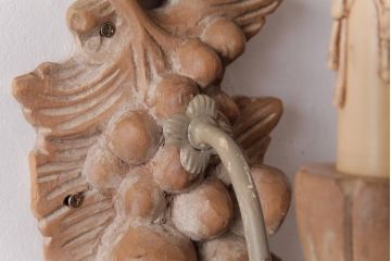 フランスアンティーク　木彫りの装飾が目を引くウォールブラケット(壁掛け照明)