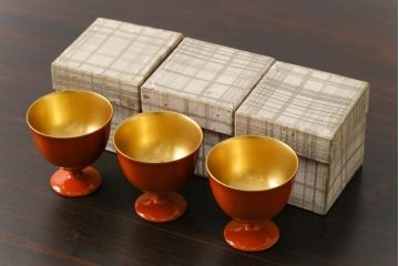 和製アンティーク　大正昭和初期　金魚の図　木製蒔絵盃(漆器、杯、和食器)3客セット