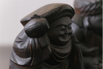 アンティーク雑貨　和製アンティーク　大黒天・恵比寿天　柔らかな表情が縁起の良い木彫りの置物
