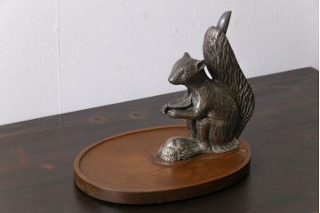アンティーク雑貨　ビンテージ　ディスプレイにもおすすめのリスのナッツクラッカー(くるみ割り、キッチン雑貨、ディスプレイ)