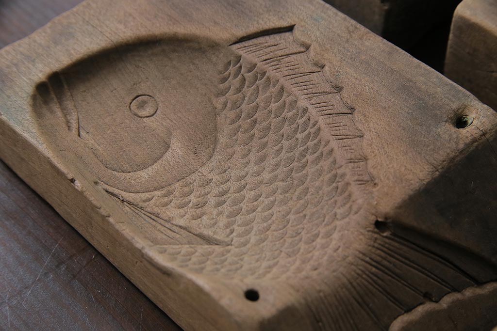 アンティーク雑貨　昭和レトロ　和菓子屋さんで使われていた木製の古い菓子型(鯛・宝船)4点セット