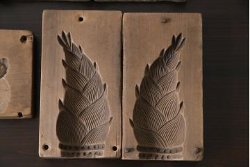 アンティーク雑貨　昭和レトロ　和菓子屋さんで使われていた木製の古い菓子型(蕪・筍・海藻)4点セット