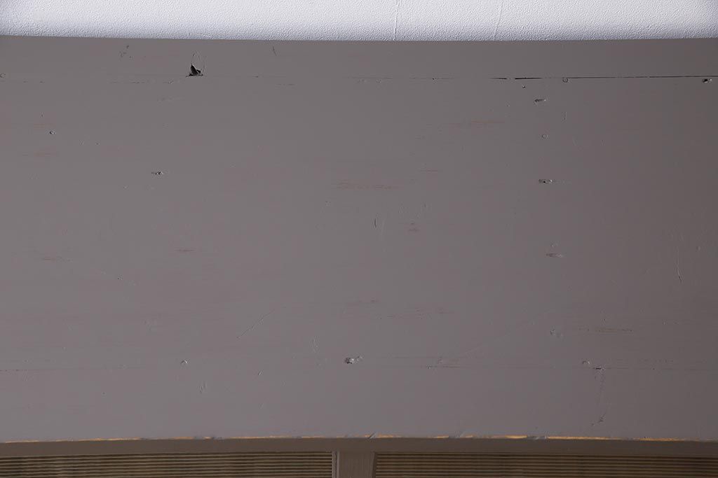 アンティーク家具　和製アンティーク　メンズライクにもおすすめな当店ペイントのローボード(リビングボード、収納棚)