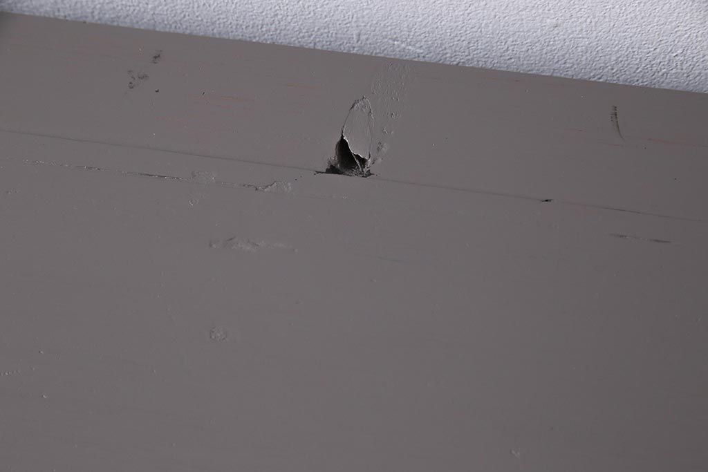 アンティーク家具　和製アンティーク　メンズライクにもおすすめな当店ペイントのローボード(リビングボード、収納棚)