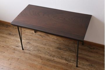 古材リメイク　ケヤキ材一枚板　ダイナミックな杢目を堪能できる鉄脚テーブル(作業台、カフェテーブル)
