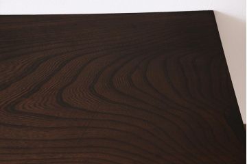 古材リメイク　ケヤキ材一枚板　ダイナミックな杢目を堪能できる鉄脚テーブル(作業台、カフェテーブル)