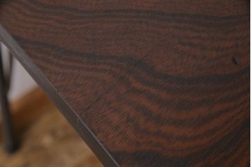 古材リメイク　ケヤキ材一枚板　ダイナミックな杢目を堪能できる鉄脚テーブル(作業台、カフェテーブル)