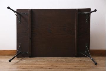 リメイク家具　栗材一枚板　古材の持つ味わいが魅力の鉄脚テーブル(カフェテーブル、作業台)