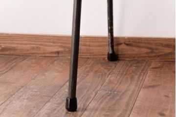 ヴィンテージ家具　イギリスビンテージ　インダストリアルな空間作りに活躍するスクールチェア(ワークチェア、板座チェア、椅子)(2)
