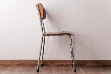 ヴィンテージ家具　イギリスビンテージ　インダストリアルな空間作りに活躍するスクールチェア(ワークチェア、板座チェア、椅子)(3)