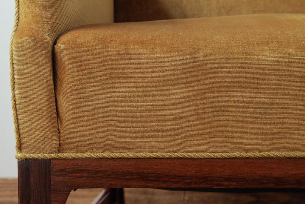 レトロ家具　北欧ビンテージ　デンマーク製　ローズウッド　レトロな雰囲気漂う品のある1人掛けソファ(アームソファ、チェア)(1)