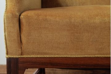 レトロ家具　北欧ビンテージ　デンマーク製　ローズウッド　レトロな雰囲気漂う品のある1人掛けソファ(アームソファ、チェア)(1)