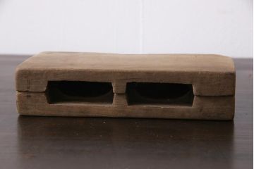 アンティーク雑貨　昭和レトロ　和菓子屋さんで使われていた木製の古い菓子型(鯱/しゃちほこ、「吽/うん」)