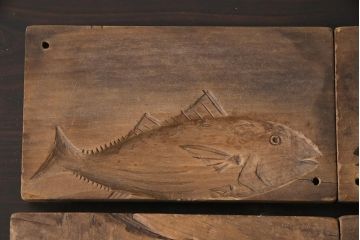 アンティーク雑貨　昭和レトロ　和菓子屋さんで使われていた木製の古い菓子型(魚)2点セット