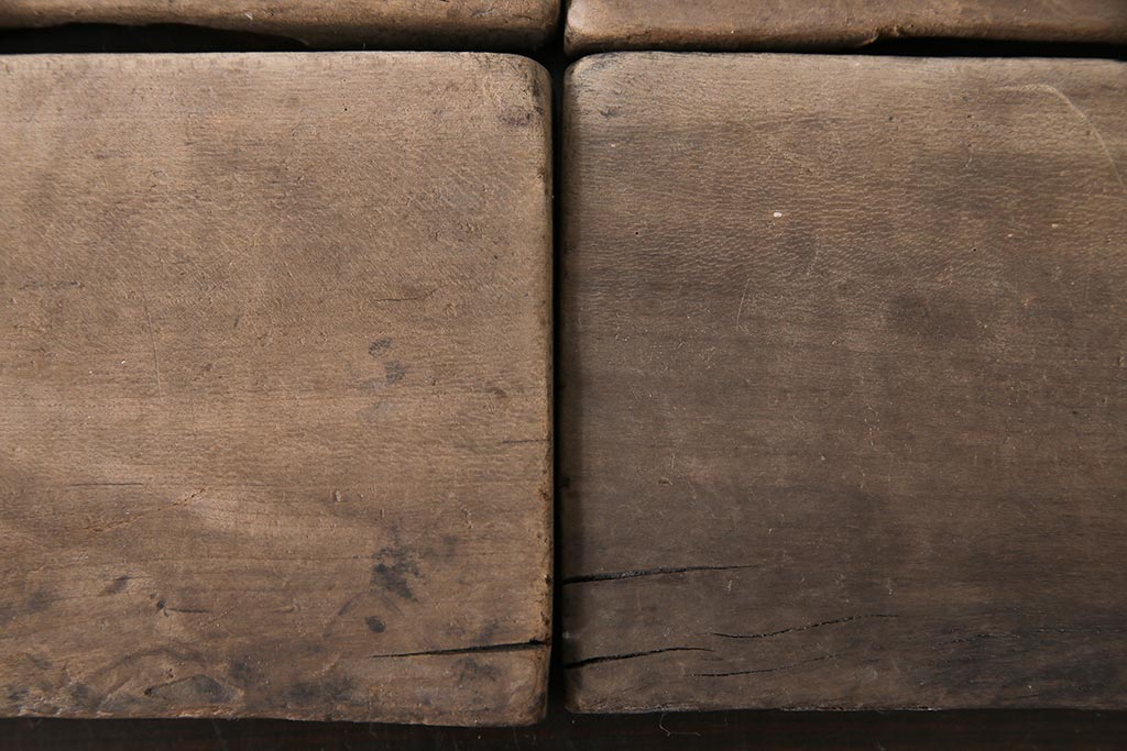 アンティーク雑貨　昭和初期(戦前)　猫・キツネ・ニワトリ　動物モチーフのアンティーク木製菓子型(木型)2種セット