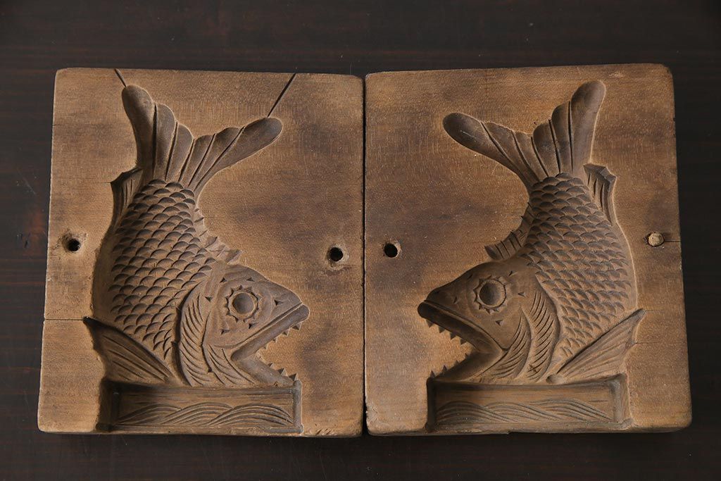 アンティーク雑貨　昭和レトロ　和菓子屋さんで使われていた木製の古い菓子型(鯱/しゃちほこ、「阿/あ」)