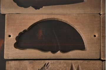 アンティーク雑貨　古民具　昭和初期(戦前)　海老・鶴松・たけのこ　味のある木製の菓子型3点セット