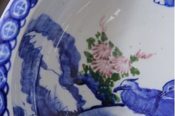古民具・骨董　明治期　鳥や草木が描かれたアンティークの染付深鉢(深皿、和食器)