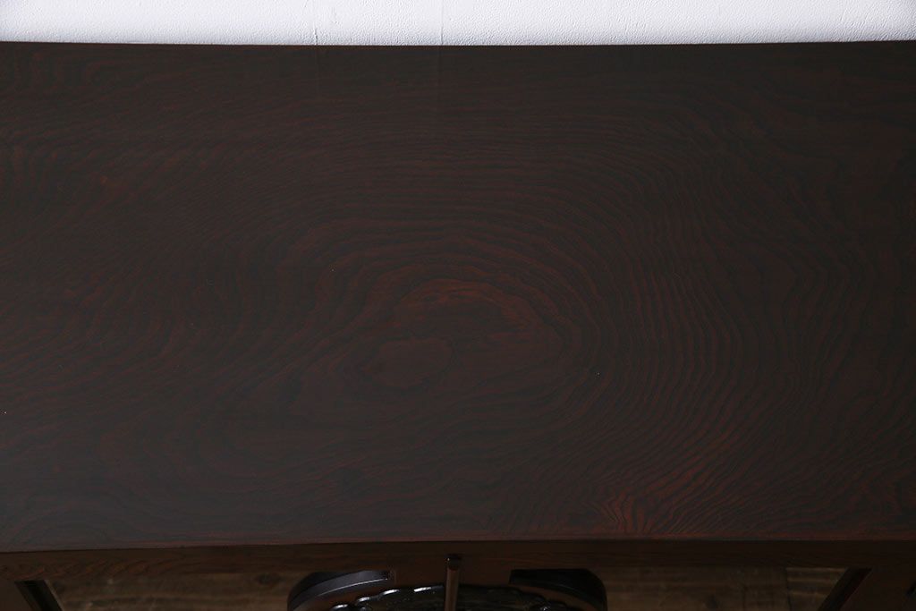 中古美品　岩谷堂箪笥　牡丹の意匠金具が目を引く和モダンのサイドボード(定価約57万円)