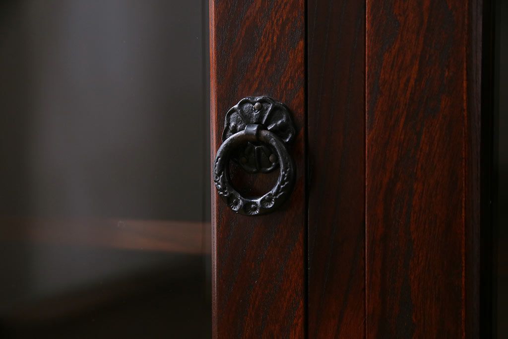 中古美品　岩谷堂箪笥　牡丹の意匠金具が目を引く和モダンのサイドボード(定価約57万円)