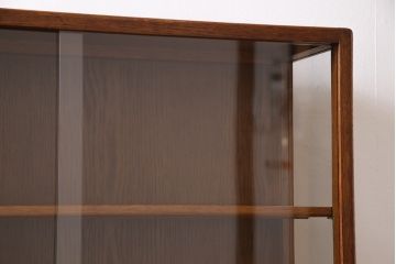 ビンテージ家具　イギリスヴィンテージ　ローズウッド・オーク材　激レア!ユニークなデザインが目を引く本棚(本箱、収納棚、飾り棚)