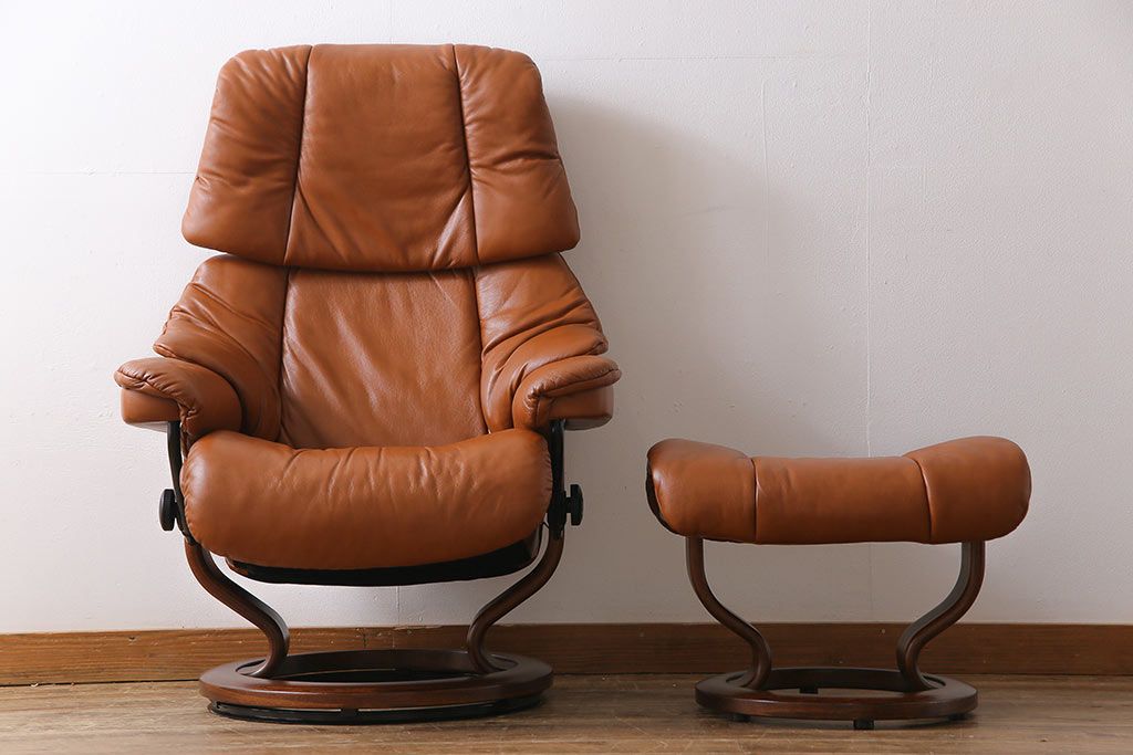中古　EKORNES(エコーネス)　本革　オットマン付き　ストレスレス レノ クラシック(M)(アームチェア、リクライニングチェア、椅子)(定価約37万9千円)