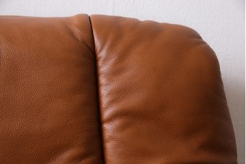 中古　EKORNES(エコーネス)　本革　オットマン付き　ストレスレス レノ クラシック(M)(アームチェア、リクライニングチェア、椅子)(定価約37万9千円)