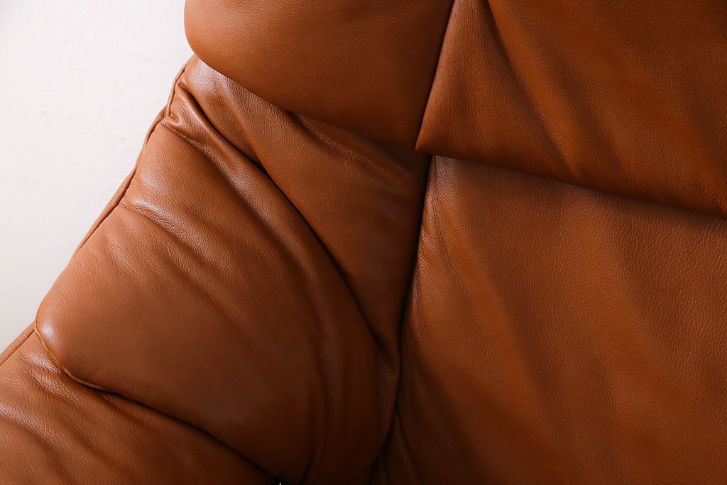 中古　EKORNES(エコーネス)　本革　オットマン付き　ストレスレス レノ クラシック(M)(アームチェア、リクライニングチェア、椅子)(定価約37万9千円)