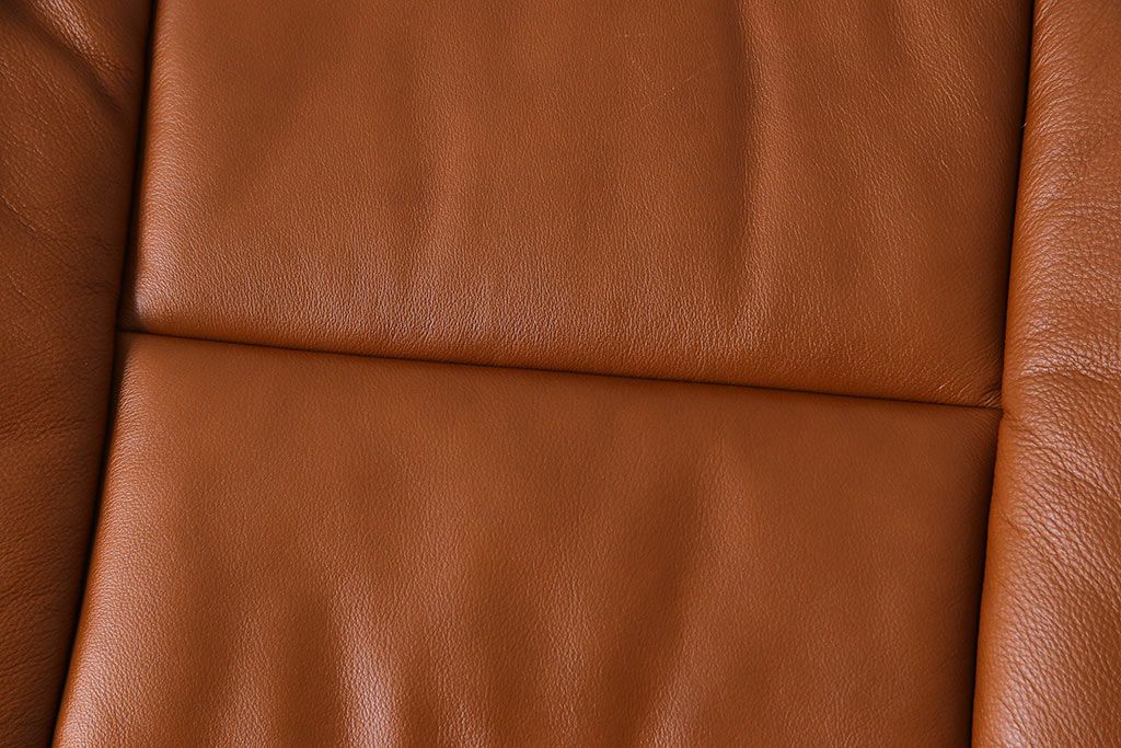 中古　EKORNES(エコーネス)　本革　オットマン付き　ストレスレス レノ クラシック(M)(アームチェア、リクライニングチェア、椅子)(定価約37万9千円)