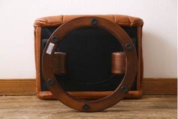 中古　EKORNES(エコーネス)　本革　オットマン付き　ストレスレス レノ クラシック(M)(アームチェア、リクライニングチェア、椅子)(定価約37万9千円)