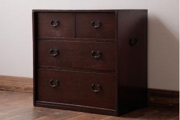 アンティーク家具　和製アンティーク　漆塗り　風合いが趣き深い小箪笥(小引き出し、小物入れ)